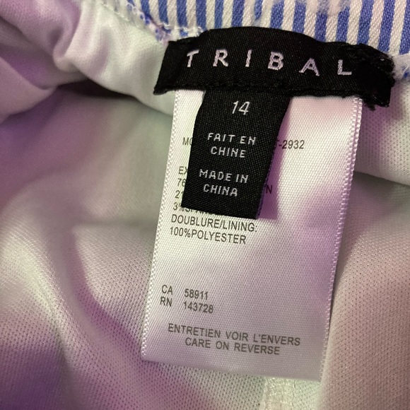 🥰 Tribal Size 14 Blue Pin Stripe Floral Skorts 🌸 - Picture 8 of 9